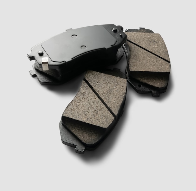 Co ile wymieniać klocki hamulcowe dla bezpieczeństwa?